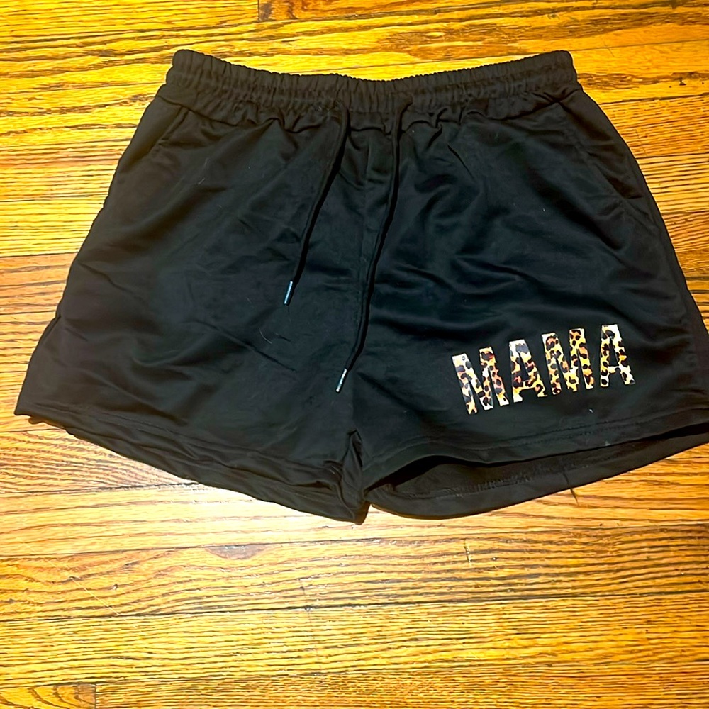 Mama shorts